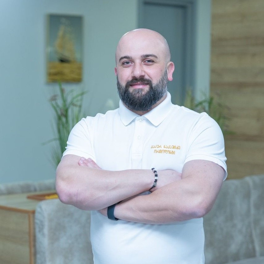 ბაკურ ნაკაშიძე